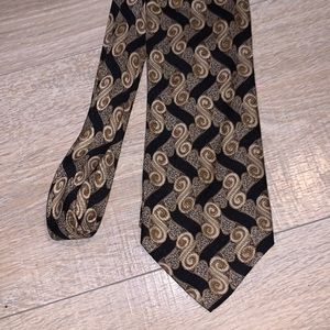 Pavia Egyptian pattern 100% silk office formal tie black gold